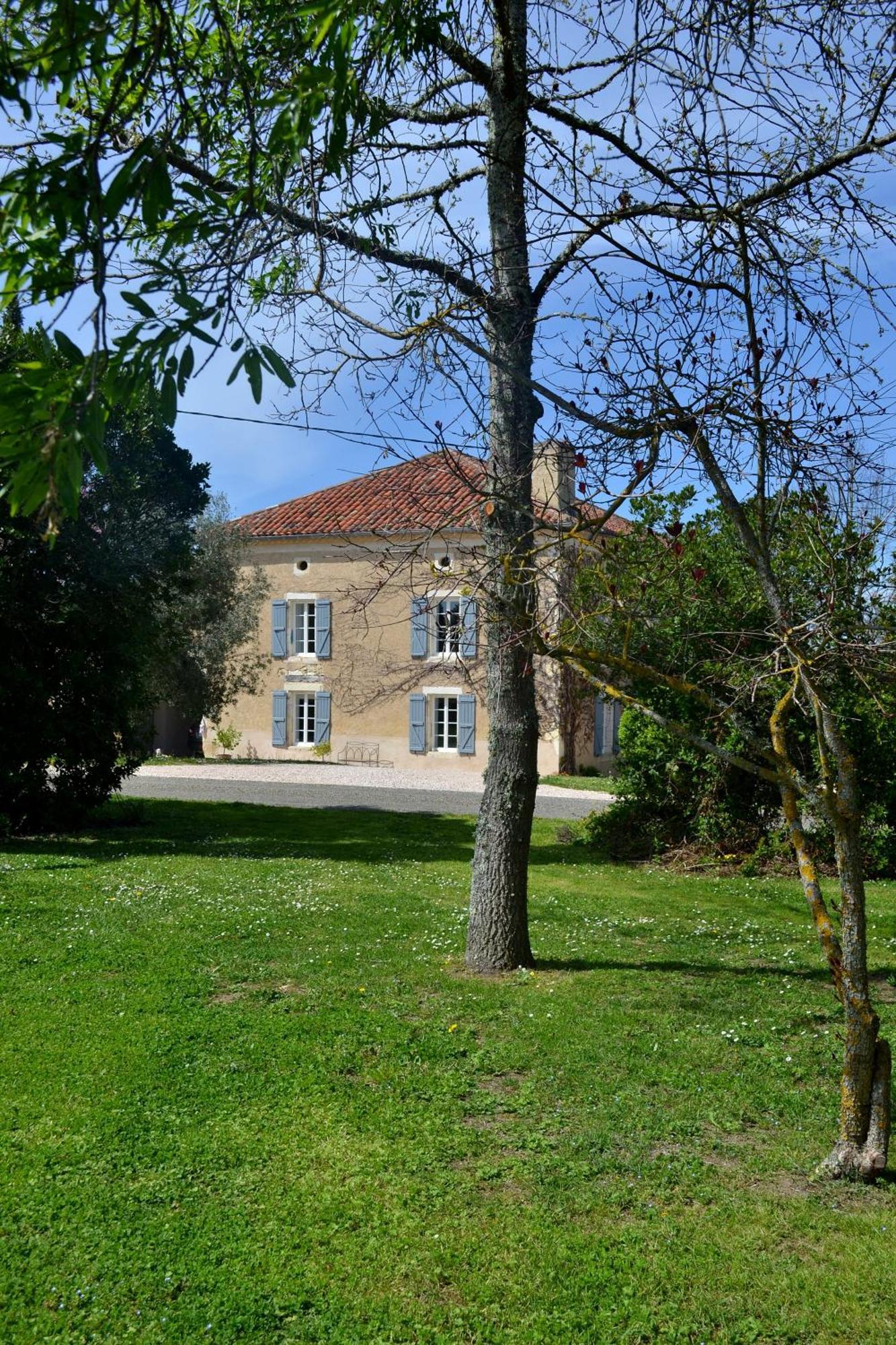 Chambre D'Hote Au Domaine Terre De Chenes Saint-Paul-de-Baise エクステリア 写真